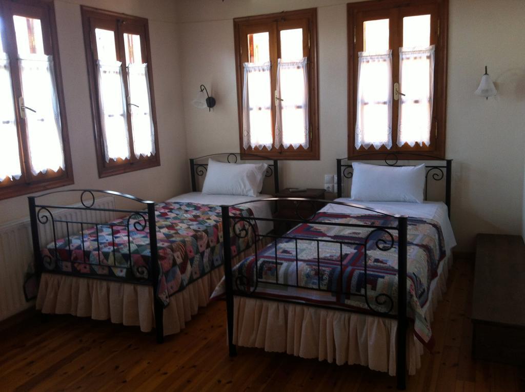 Guesthouse Kolenti Portariá Eksteriør billede
