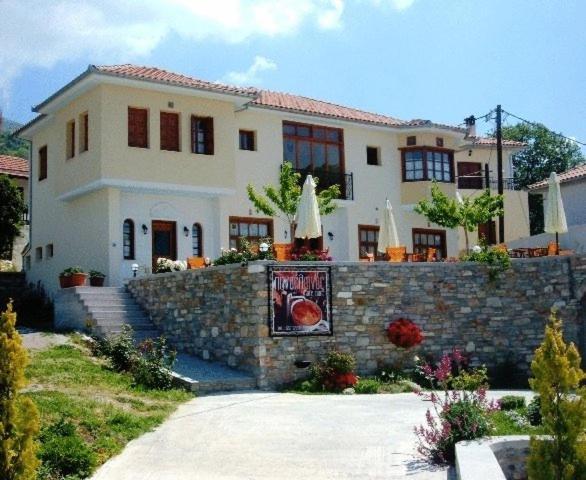 Guesthouse Kolenti Portariá Eksteriør billede